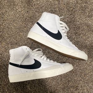 Mens Nike Blazers (never worn) Size 9